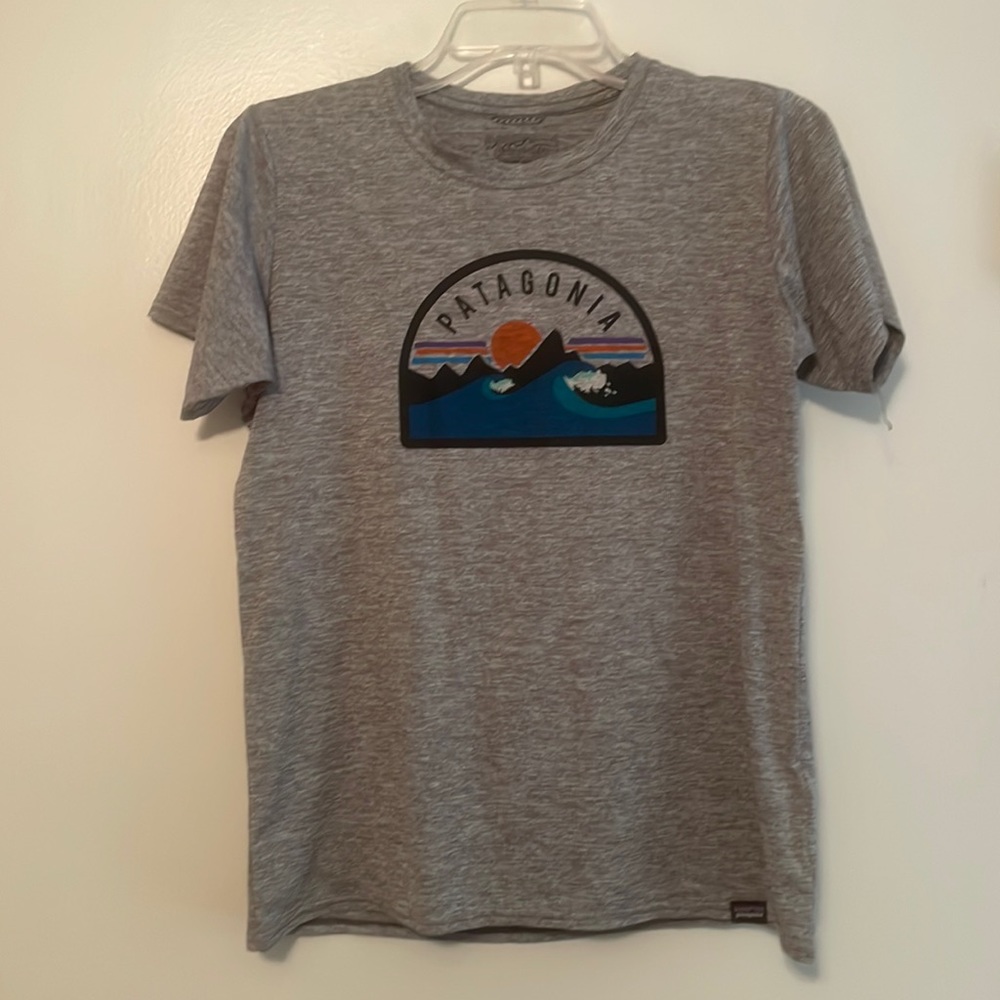Patagonia Women's Capilene® Cool Daily Shirt; size small; great condition